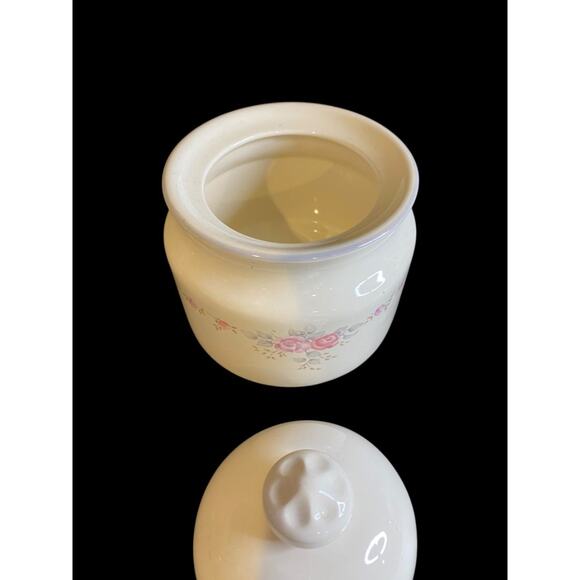 Vintage Pfaltzgraff Trousseau Lidded Sugar Bowl Ivory Floral - Picture 4 of 7